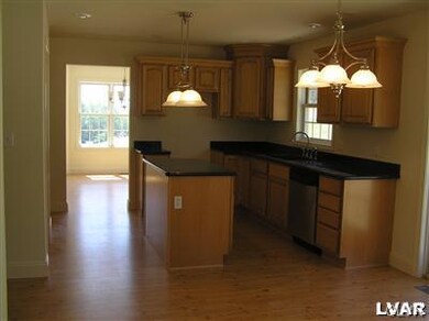 4950 Mulberry St, Coplay, PA 18037 - photo 6