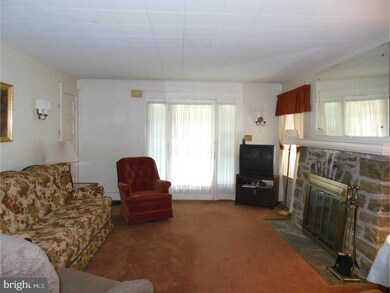 1307 Olive St, Coatesville, PA 19320 - photo 4