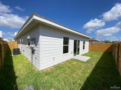 1412 Lore Dr unit 2, Weslaco, TX 78599 - photo 7