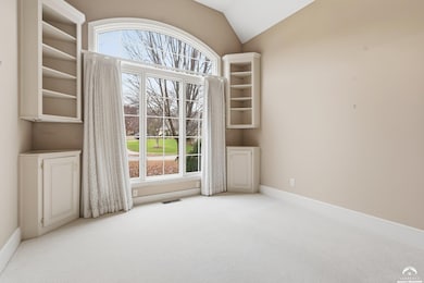 1604 Bob White Dr, Lawrence, KS 66047 - photo 5