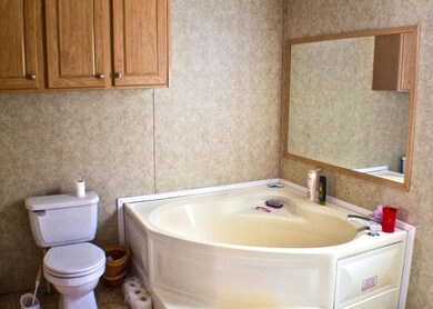 5453 Northwood Rd, Crestview, FL 32539 - photo 2