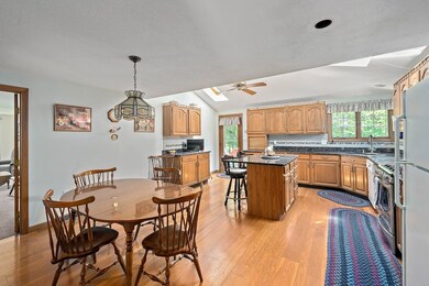 264 Brook Cir, Hanover, MA 02339 - photo 5