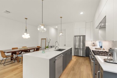 830 Aurora St, Houston, TX 77009 - photo 6