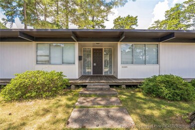 2205 N Elm St, Lumberton, NC 28358 - photo 3