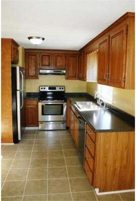 945 Wilbraham Rd, Springfield, MA 01109 - photo 2