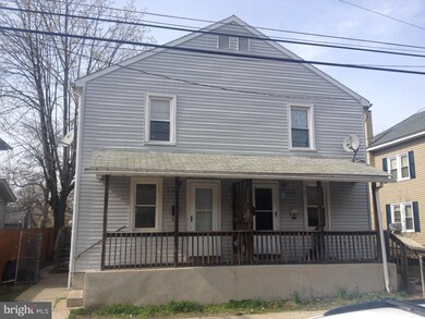 237-239 W Buck St unit B, Paulsboro, NJ 08066 - photo 2