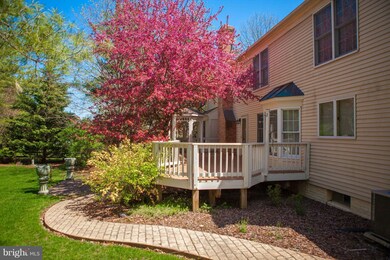 19211 Jamestown Dr, Hagerstown, MD 21742 - photo 5