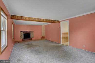 320 S Harrison Ave, Chambersburg, PA 17201 - photo 6