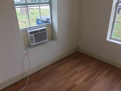 2711 W Walker St unit 101, Denison, TX 75020 - photo 2