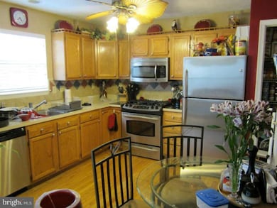 8305 Branchwood Cir, Clinton, MD 20735 - photo 6