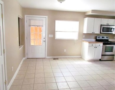 127 Hecla St unit 1, Uxbridge, MA 01569 - photo 3