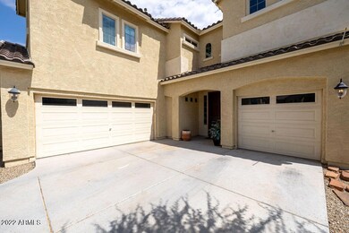 16859wmagnoliastreet-5