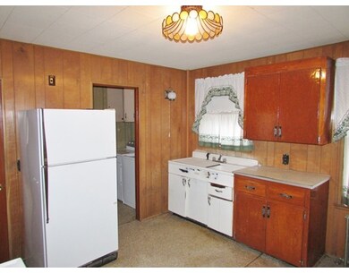 77 Prospect Heights, Milford, MA 01757 - photo 3