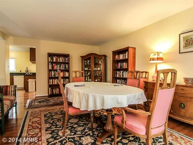 3316 Stone Heather Ct, Herndon, VA 20171 - photo 3