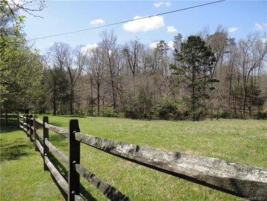 6460 Waters Edge Dr, Midland, NC 28107 - photo 2