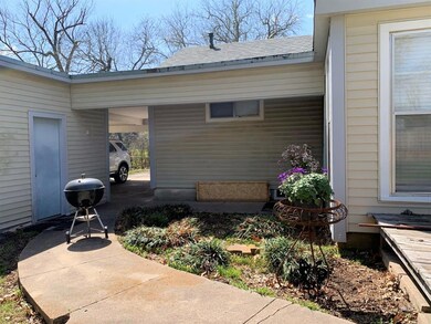 1615 N Shannon St, Sherman, TX 75092 - photo 2