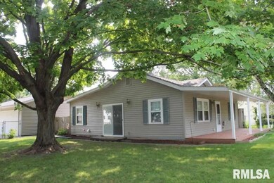 2003 W 71st St, Davenport, IA 52806 - photo 3