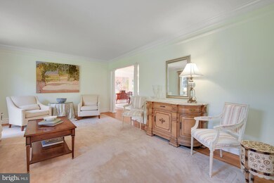 12001 Wetherfield Ln, Potomac, MD 20854 - photo 6