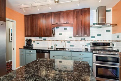 1284fontaine_kitchen2-copy.jpg