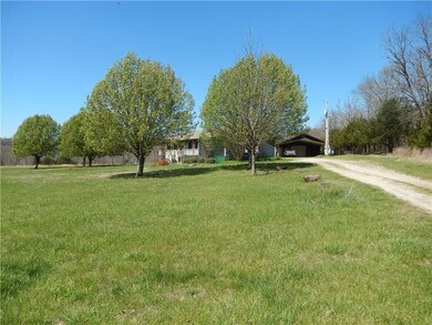 21368 Rothrock Rd, Elkins, AR 72727 - photo 2