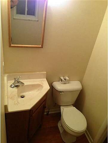 2401 Murray Dr, Toledo, OH 43613 - photo 4