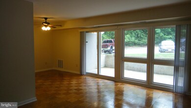 3120 Brinkley Rd unit 104, Temple Hills, MD 20748 - photo 6