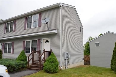 1434 Ohio St unit 5, Bangor, ME 04401 - photo 2