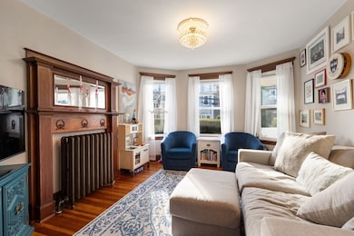 36 Neponset Ave unit 1, Roslindale, MA 02131 - photo 4