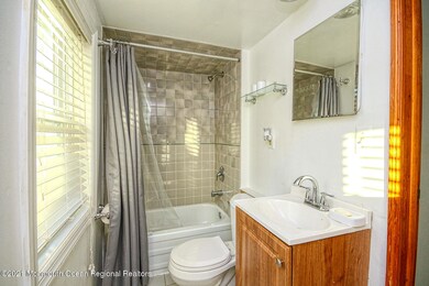 613 Morningside Ave unit Rear, Union Beach, NJ 07735 - photo 6
