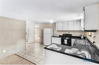 4555 S Fulton Lucas Rd, Swanton, OH 43558 - photo 6