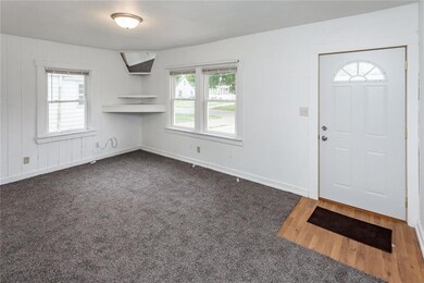 1635 Searle St, Des Moines, IA 50317 - photo 7