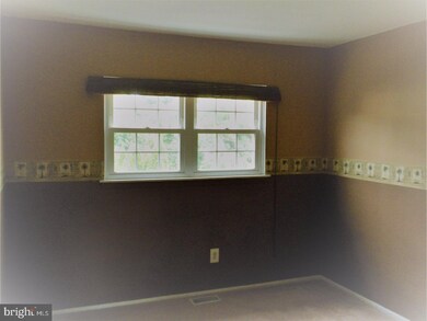 114 Mayfair Ln, Mount Laurel, NJ 08054 - photo 2