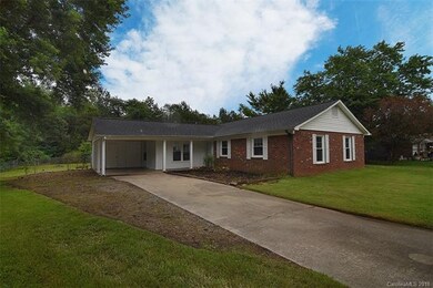 209 Mapleleaf Rd, Statesville, NC 28625 - photo 2