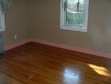 35 Hebert St, West Warwick, RI 02893 - photo 6