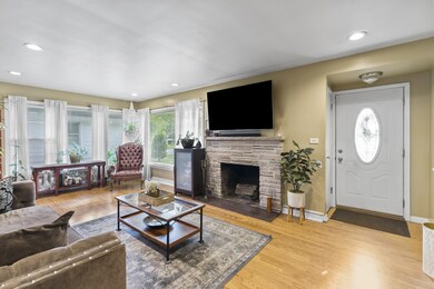 18437 Stewart Ave, Homewood, IL 60430 - photo 2