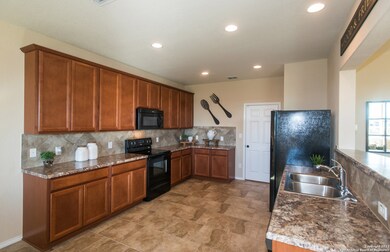 11321 Blue Feather, San Antonio, TX 78254 - photo 5