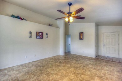 Living Room (3)
