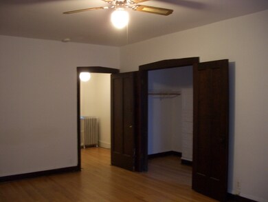 2610 W Montrose Ave, Chicago, IL 60618 - photo 3