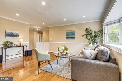 3610 Sandy Ct, Kensington, MD 20895 - photo 7