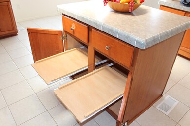 Pull-Out Shelving