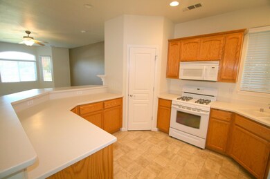 3421 Laramie St, Redding, CA 96002 - photo 5