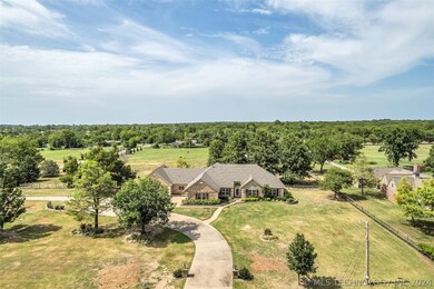 Peaceful country living with city convenience!