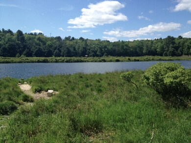 127 Marigold Ln, Milford, PA 18337 - photo 5