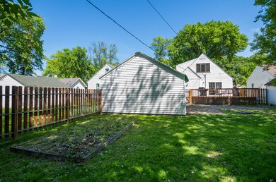 1232 Cherry St, Grand Forks, ND 58201 - photo 2