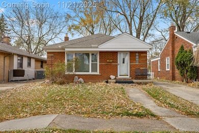 7668 Cortland Ave, Allen Park, MI 48101 - photo 3