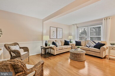 7923 Brightwind Ct, Ellicott City, MD 21043 - photo 2