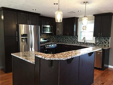 32 Camelia Dr, Cranston, RI 02920 - photo 5