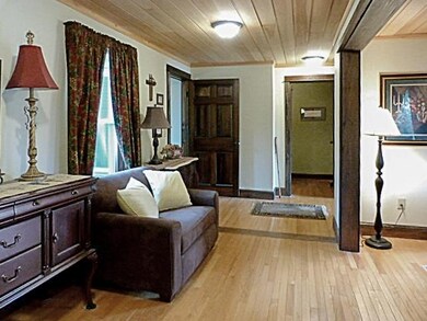 37 King St, Wolfeboro, NH 03894 - photo 5