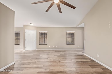 13234 W Saguaro Ln, Surprise, AZ 85374 - photo 7