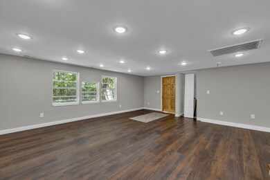 15-web-or-mls-5807-fredonia-rd